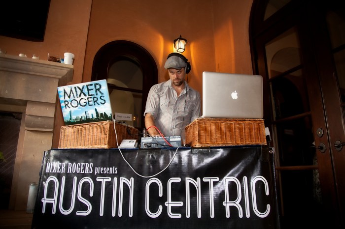 Bob Schneider and Erin Ivey for Love, Hope, Strength