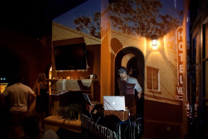 Mixer Rogers presents Austin Centric